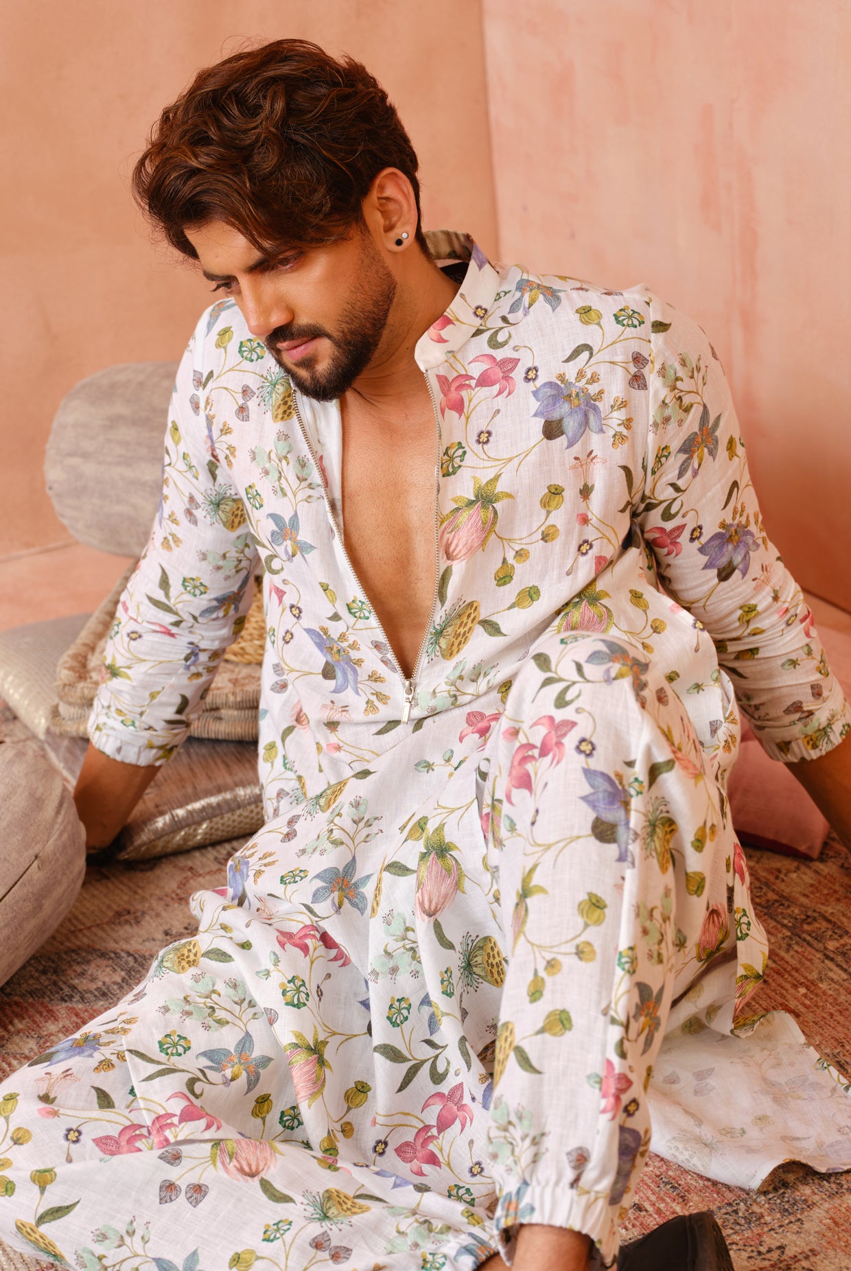 WHITE NARGIS PRINT BOMBER KING KURTA