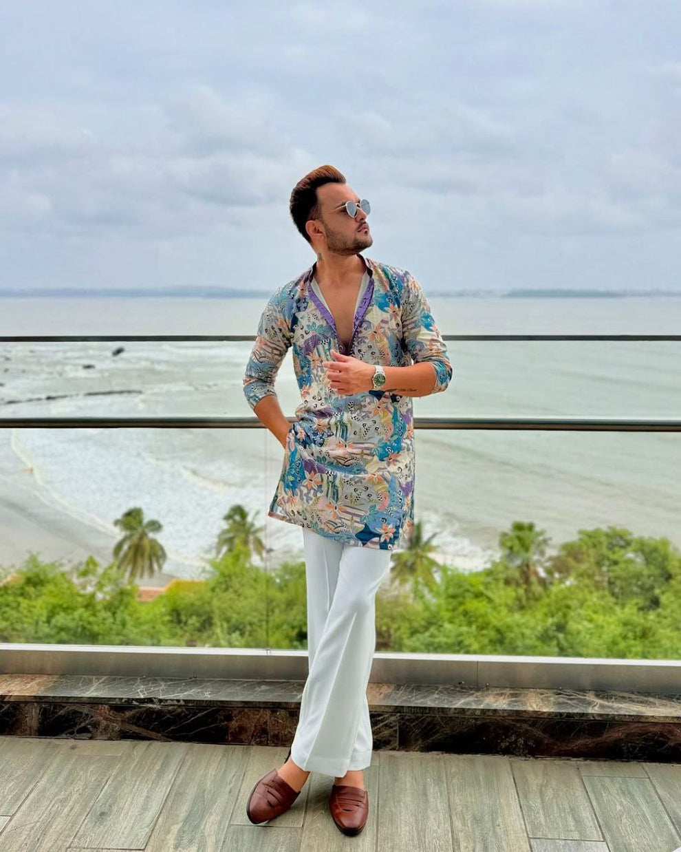 STOEM GREY MIX FLOWER PRINTED KURTA SET