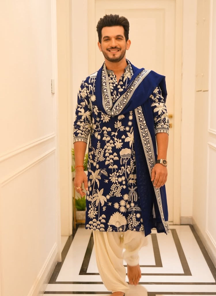 ARJUN BIJLANI IN ROYAL NAVY KURTA WITH HIGH EMBROIDERY WORK