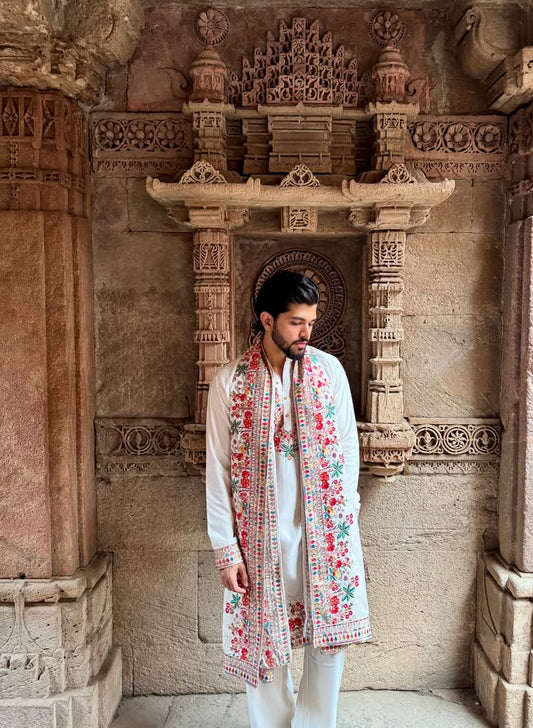WHITE SILK KURTA SET WITH DUPATTA