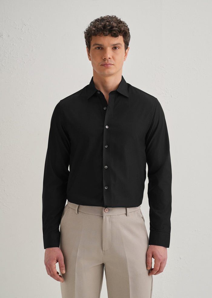 BLACK STITCHLESS PLACKET PREMIUM WRINKLE-FREE SHIRT