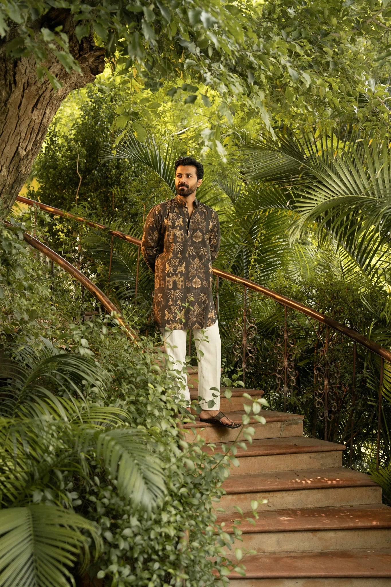 ROYAL HERITAGE COLLECTION THE REGAL SWAN KURTA