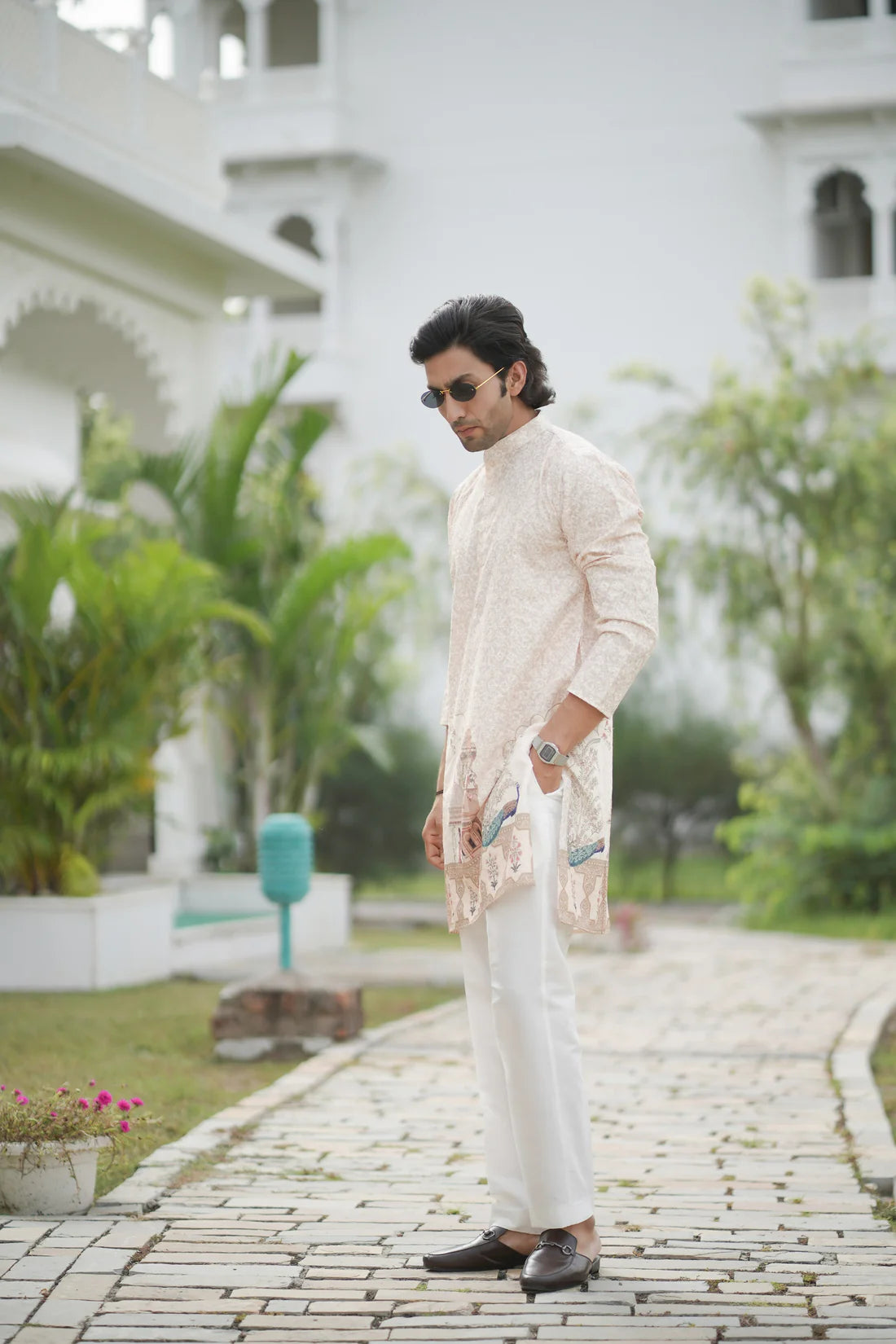 EMBROIDERED DESIGNER KURTA